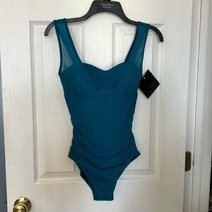 NWT Jets Jessika Allen one piece swimsuit Size 6 but fits 4 Teal color